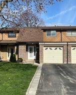 18 - 656 FORESTWOOD CRESCENT  Burlington, ON L7L 4K5