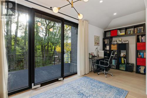 2110 Courtland Crescent, Mississauga, ON - Indoor Photo Showing Other Room