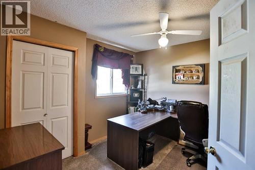 105 Aspen Way, Vulcan, AB - Indoor Photo Showing Office