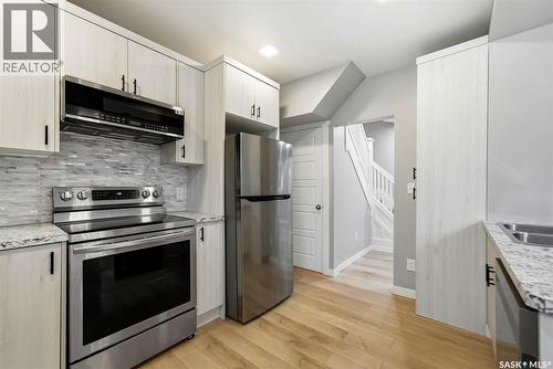 3726 Dewdney Avenue, Regina, SK - Indoor Photo Showing Kitchen With Double Sink With Upgraded Kitchen
