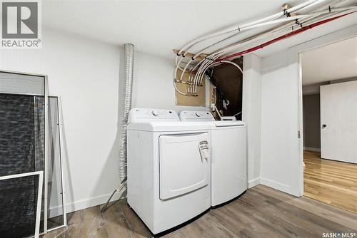 3726 Dewdney Avenue, Regina, SK - Indoor Photo Showing Laundry Room