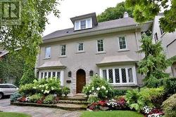 89 ST LEONARD'S AVENUE  Toronto, ON M4N 1K4
