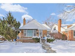 2309 HALL Avenue  Windsor, ON N8W 2M1