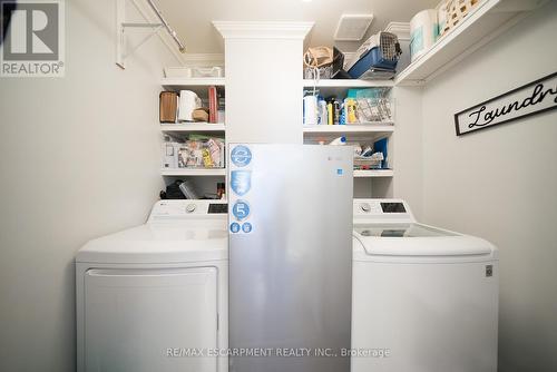 35 Murray Street, Brantford, ON - Indoor Photo Showing Laundry Room