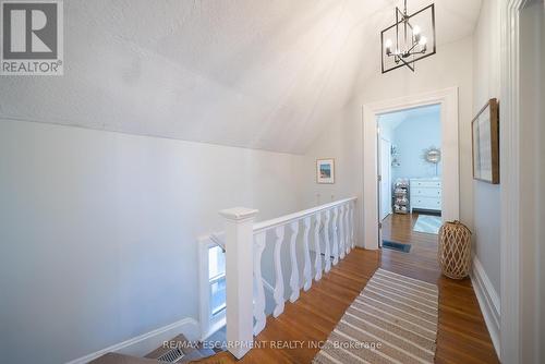 35 Murray Street, Brantford, ON - Indoor Photo Showing Other Room