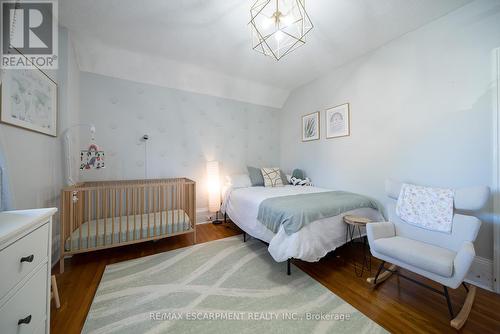 35 Murray Street, Brantford, ON - Indoor Photo Showing Bedroom
