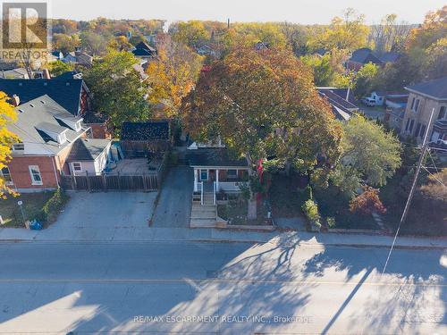 35 Murray Street, Brantford, ON - Outdoor