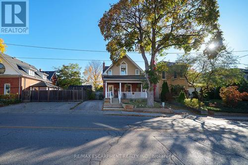 35 Murray Street, Brantford, ON - Outdoor With Facade