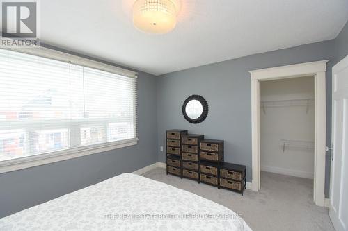 82 Somerset Avenue, Hamilton, ON - Indoor Photo Showing Bedroom