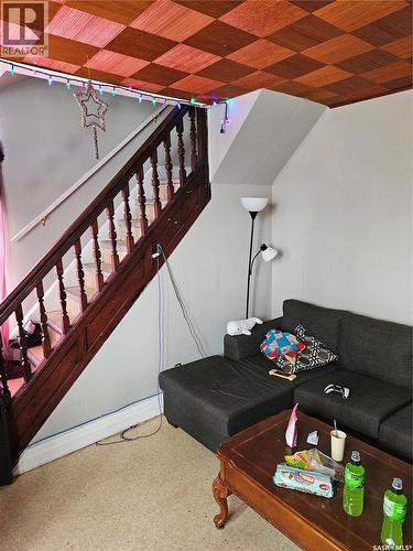 1130 Angus Street, Regina, SK - Indoor