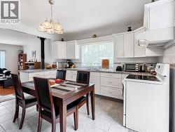 Eat in kitchen/dining room - 