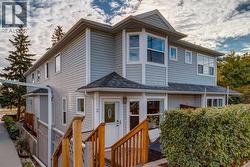 2, 2013 24 Street SW  Calgary, AB T3E 1T1