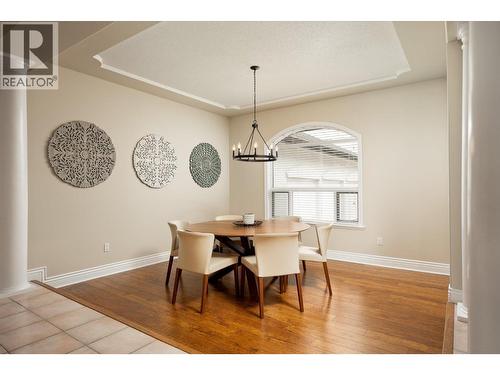 2577 Whitworth Road, West Kelowna, BC - Indoor Photo Showing Dining Room
