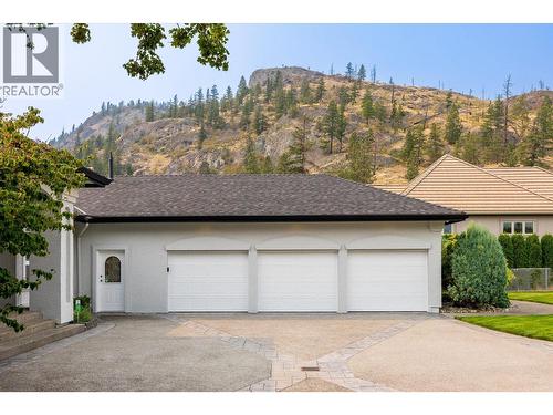 2577 Whitworth Road, West Kelowna, BC - Outdoor