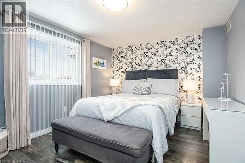 34 Sacha Road, Cambridge, ON - Indoor Photo Showing Bedroom