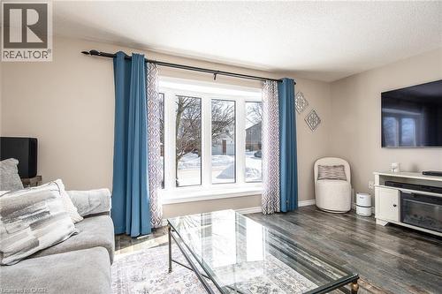 34 Sacha Road, Cambridge, ON - Indoor Photo Showing Other Room