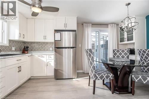 34 Sacha Road, Cambridge, ON - Indoor Photo Showing Kitchen