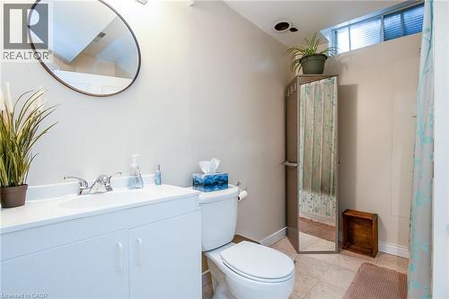 34 Sacha Road, Cambridge, ON - Indoor Photo Showing Bathroom