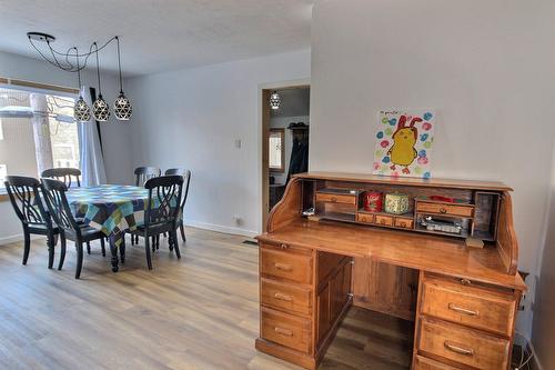 Salle à manger - 47 Rue Taschereau E., Rouyn-Noranda, QC - Indoor Photo Showing Dining Room