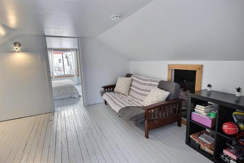 Boudoir - 47 Rue Taschereau E., Rouyn-Noranda, QC - Indoor