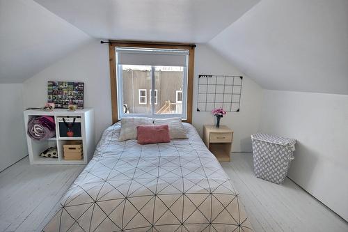 Chambre à coucher - 47 Rue Taschereau E., Rouyn-Noranda, QC - Indoor Photo Showing Bedroom