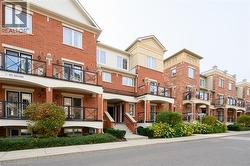 31 HAYS Boulevard Unit# 9  Oakville, ON L6H 0J1