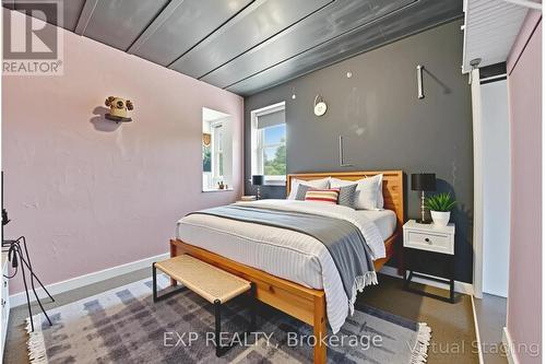 82 Kehl Street, Kitchener, ON - Indoor Photo Showing Bedroom