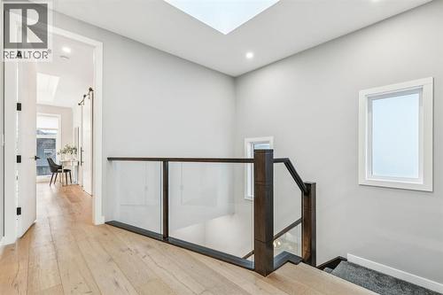 2918 6 Avenue Nw, Calgary, AB - Indoor Photo Showing Other Room