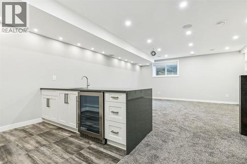 2918 6 Avenue Nw, Calgary, AB - Indoor