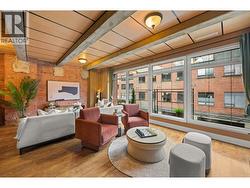 301 1155 MAINLAND STREET  Vancouver, BC V6B 5P2