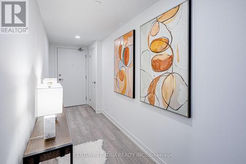 2803 - 82 DALHOUSIE STREET  Toronto, ON M5B 0C5