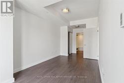 Vacant primary bedroom - 