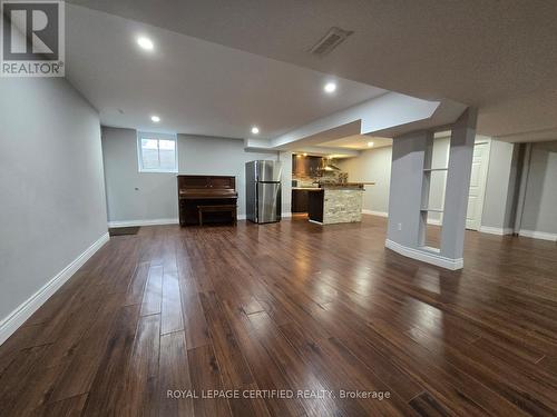 35 Woodcrest Court, Kitchener, ON - Indoor