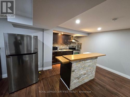 35 Woodcrest Court, Kitchener, ON - Indoor