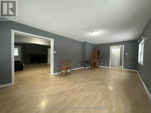 9406 Sideroad 5 Side Road, Erin, ON - Indoor Photo Showing Other Room