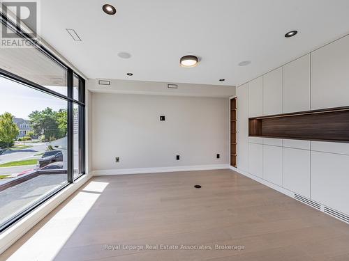 953 Halliday Avenue, Mississauga, ON - Indoor Photo Showing Other Room