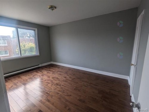 Chambre à coucher - 8145 Rue Birnam, Montréal (Villeray/Saint-Michel/Parc-Extension), QC - Indoor Photo Showing Other Room