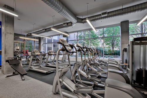 Salle d'exercice - 1546-1414 Rue Chomedey, Montréal (Ville-Marie), QC - Indoor Photo Showing Gym Room