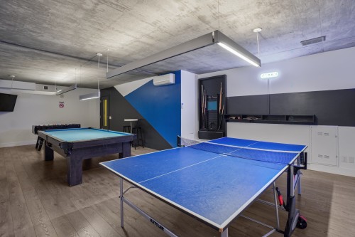 Salle de jeux - 1546-1414 Rue Chomedey, Montréal (Ville-Marie), QC - Indoor Photo Showing Other Room