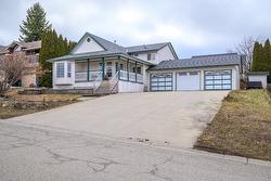 2320 4A Avenue  Salmon Arm, BC V1E 1K6