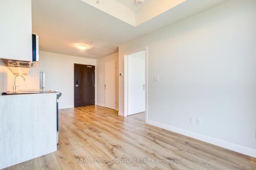 3901-60 Frederick Street, Kitchener, ON - Indoor Photo Showing Other Room