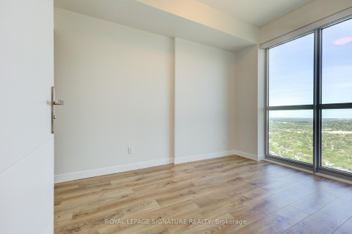 3901-60 Frederick Street, Kitchener, ON - Indoor Photo Showing Other Room