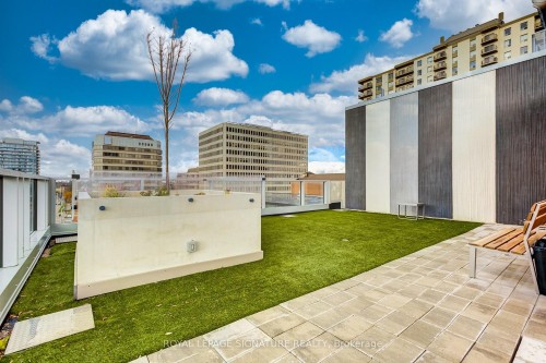 3901-60 Frederick Street, Kitchener, ON - Outdoor