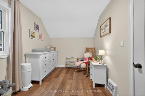 306 Cumberland Avenue, Hamilton, ON - Indoor