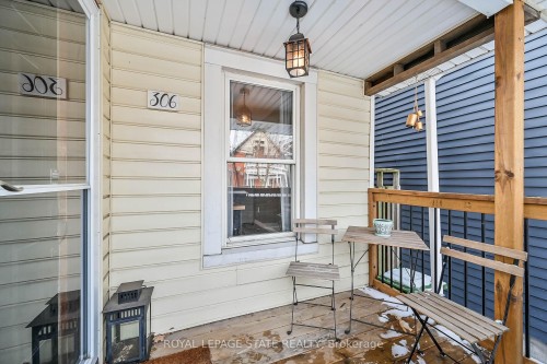 306 Cumberland Avenue, Hamilton, ON - Outdoor With Exterior