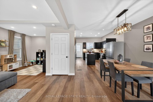 306 Cumberland Avenue, Hamilton, ON - Indoor