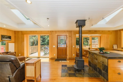 1252 Isabella Point Rd, Salt Spring, BC 