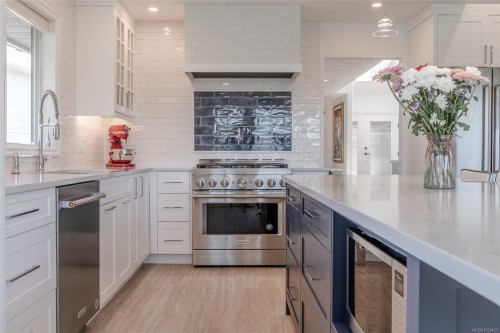 6039 Chippewa Rd, Duncan, BC 