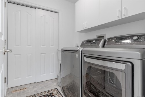 6039 Chippewa Rd, Duncan, BC 