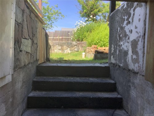 220 17Th Ave, Sointula, BC 